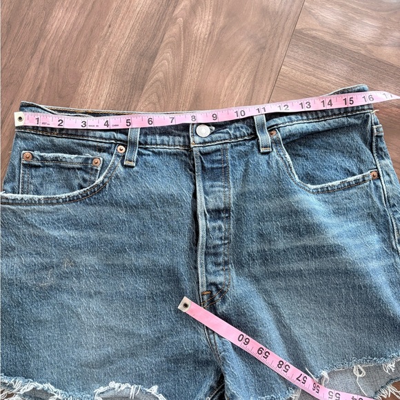 Two Levi's 501 cut-off shorts - Picture 5 of 14